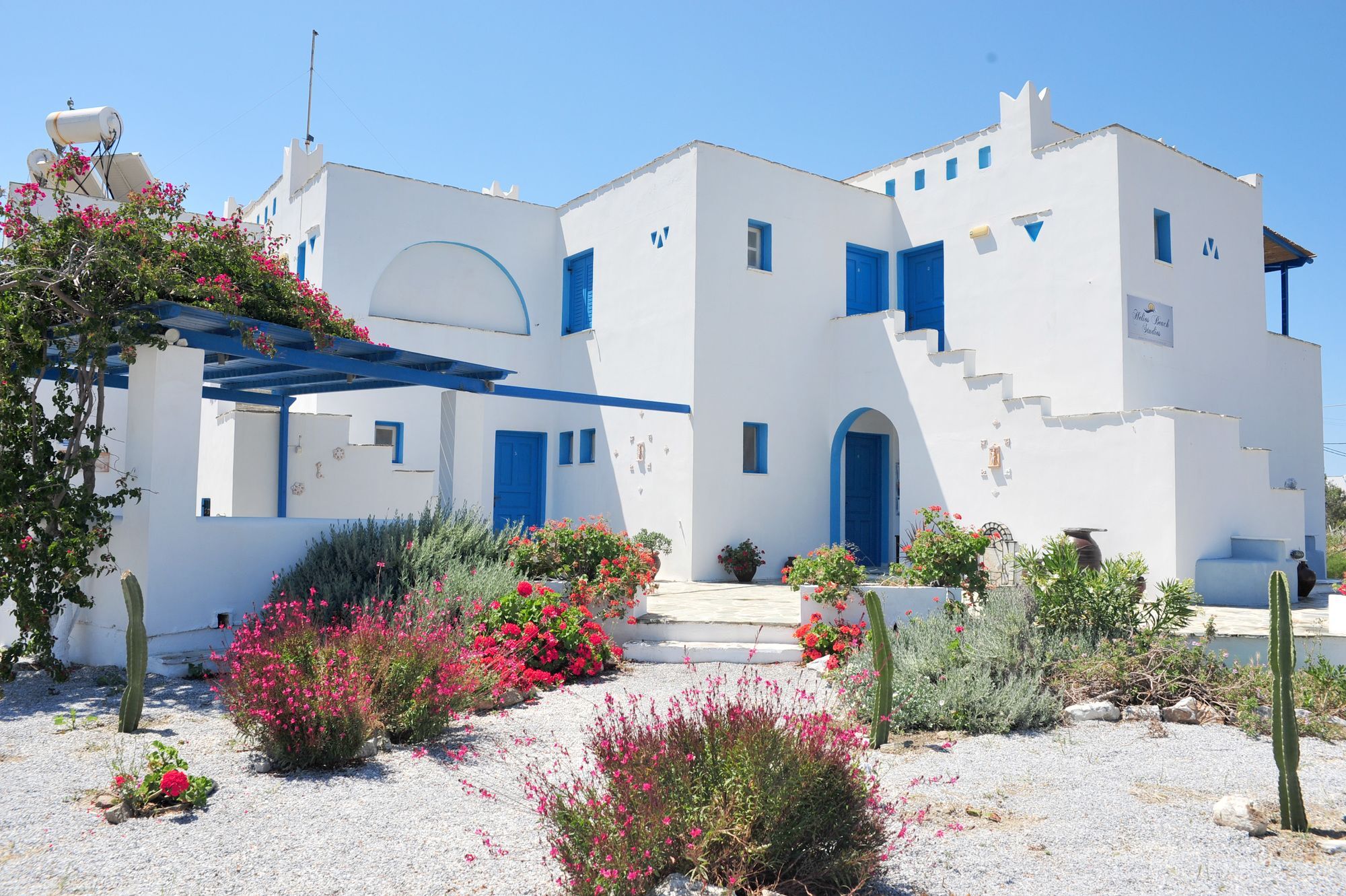 Helios Beach Studios Плака Екстер'єр фото